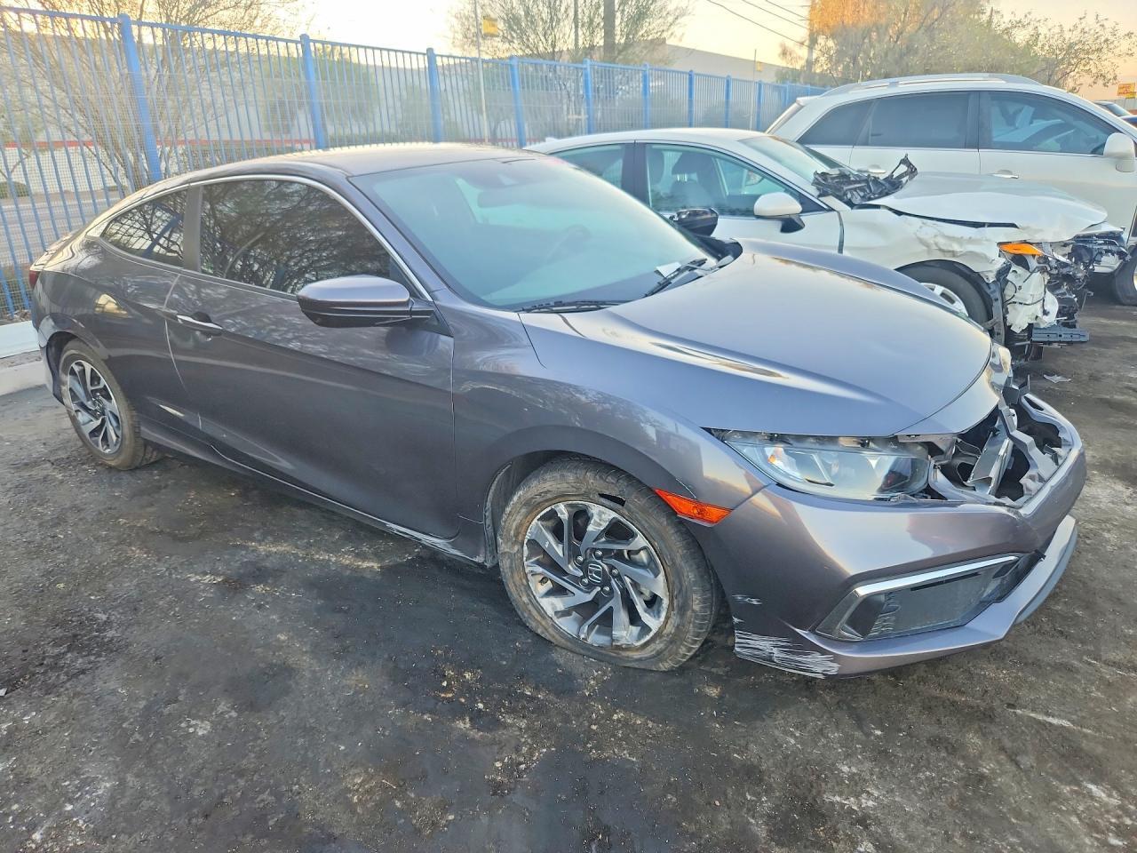 2019 Honda Civic Lx - zdjęcie 4