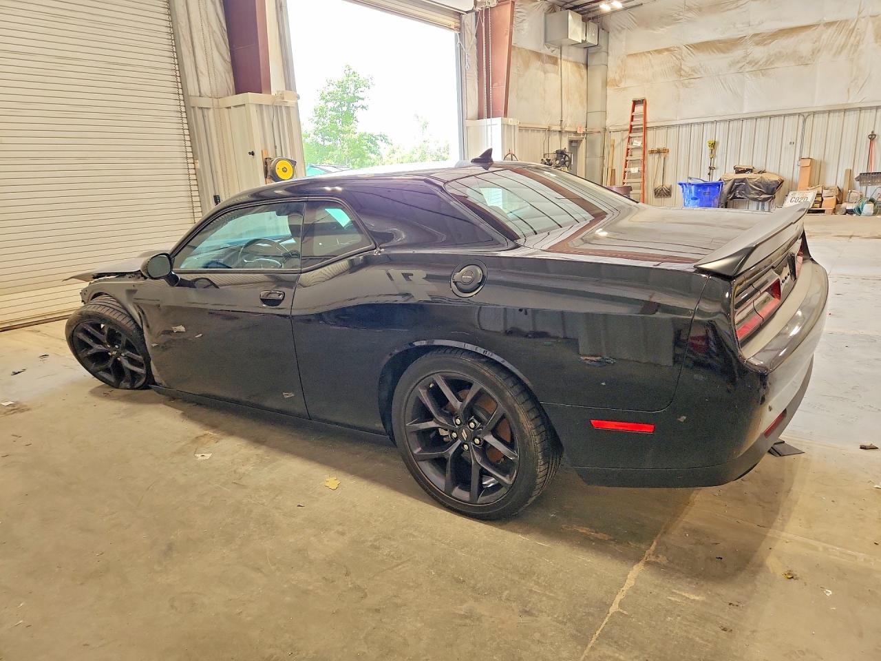 2023 Dodge Challenger R/T - zdjęcie 2