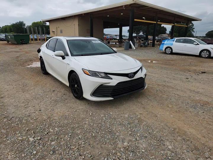 2021 Toyota Camry Le - zdjęcie 13