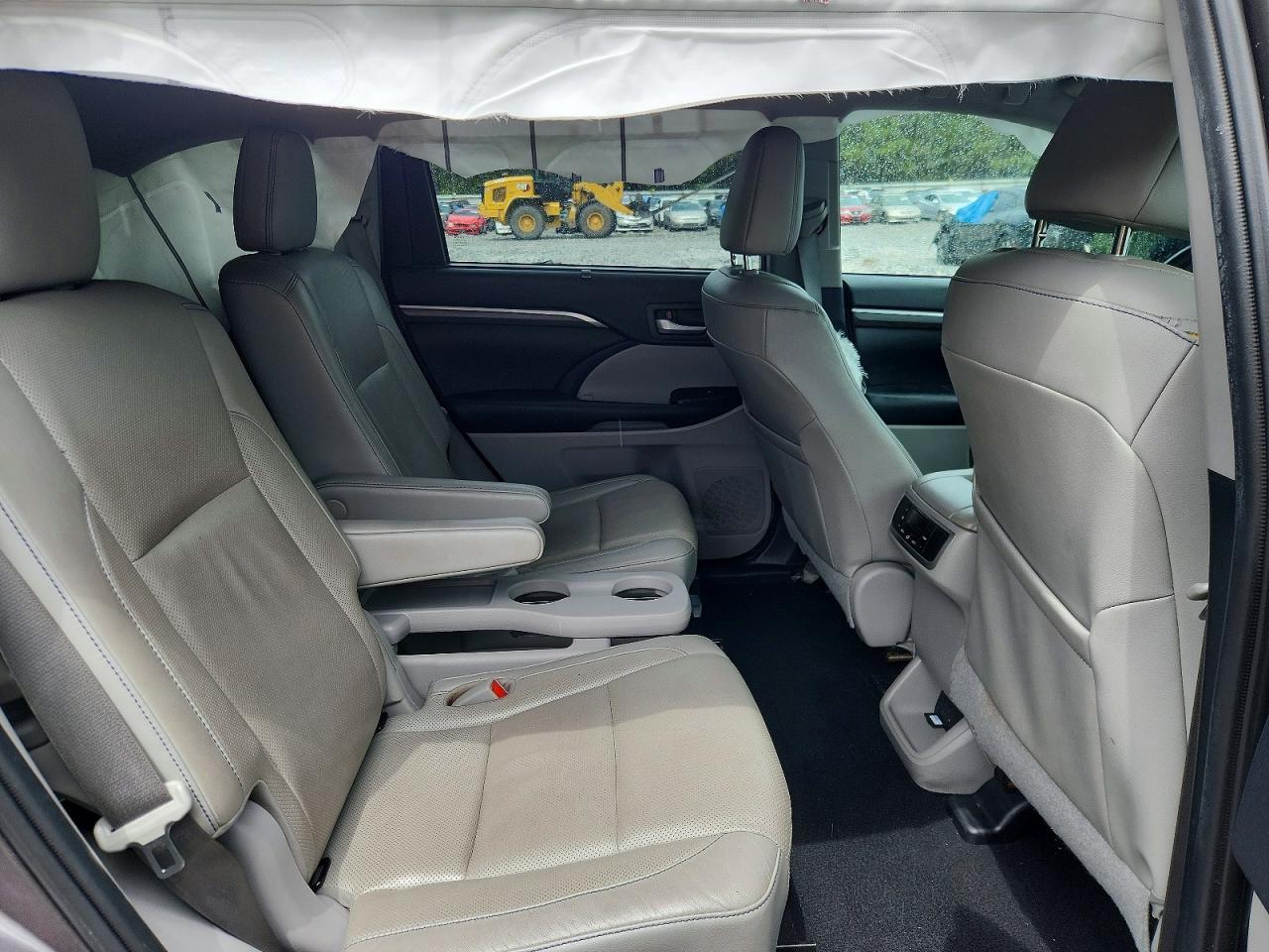 2019 Toyota Highlander Limited - zdjęcie 10