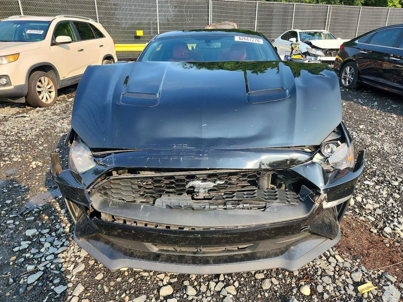 2019 Ford Mustang - zdjęcie 5