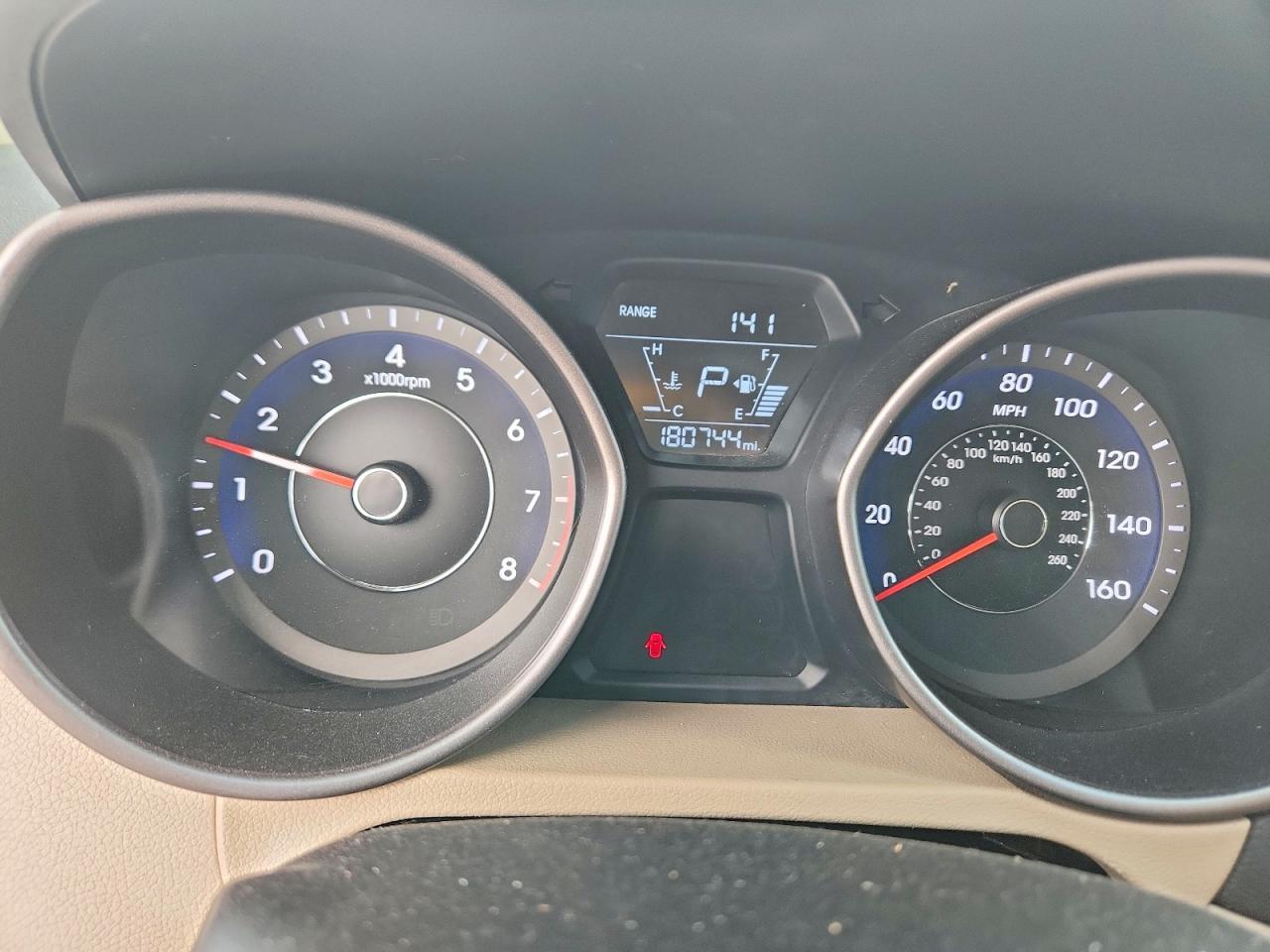 2014 Hyundai Elantra Limited - zdjęcie 9