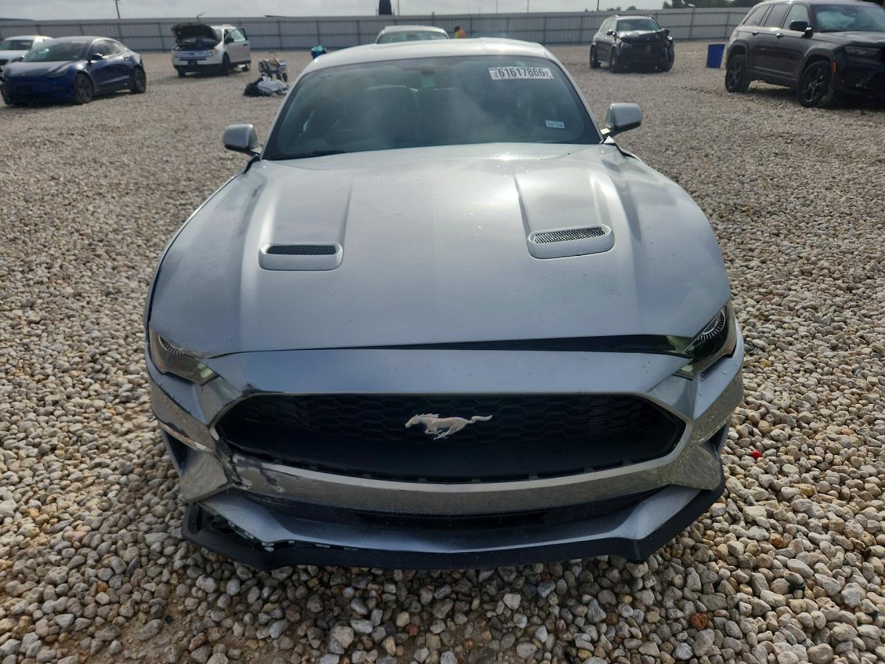 2020 Ford Mustang - zdjęcie 5