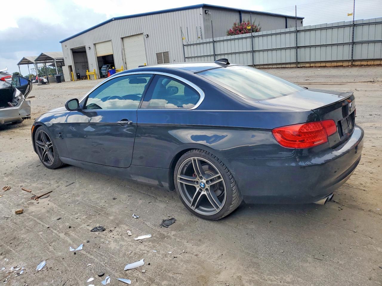 2013 BMW 328 I - zdjęcie 2