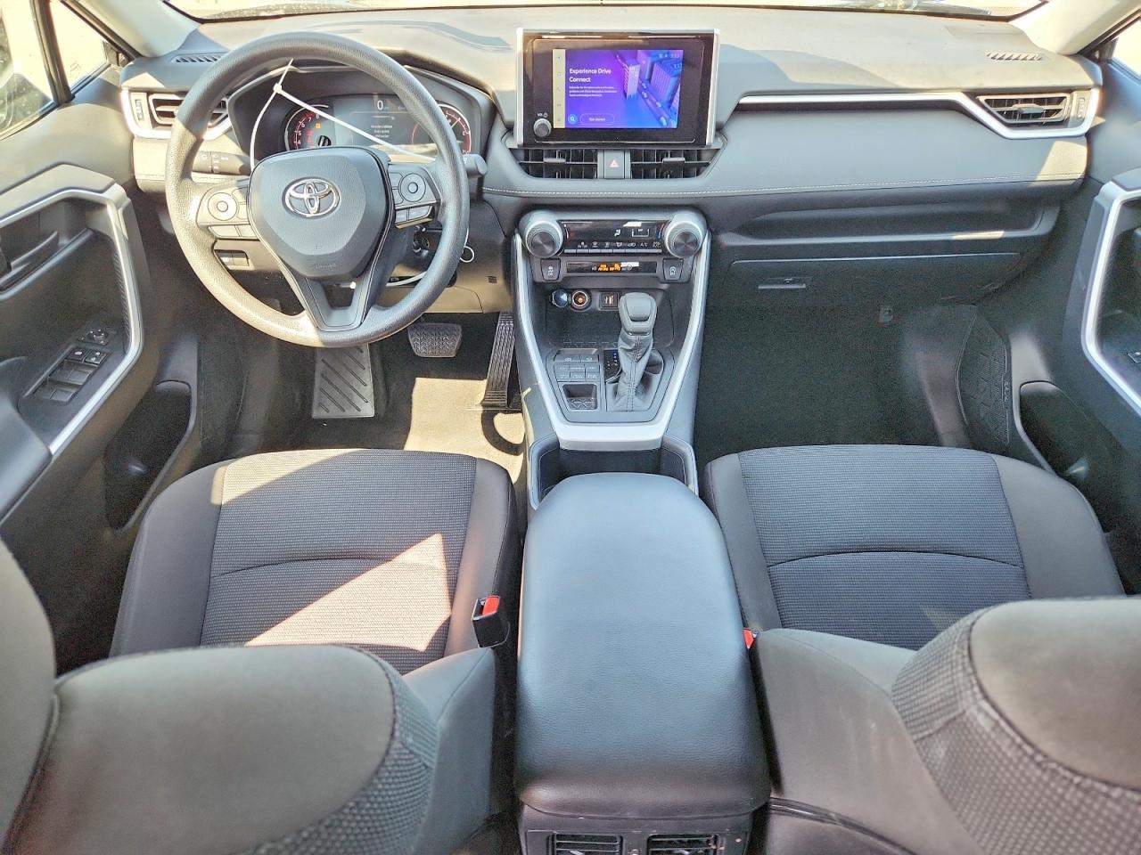 2025 Toyota Rav4 Le - zdjęcie 8