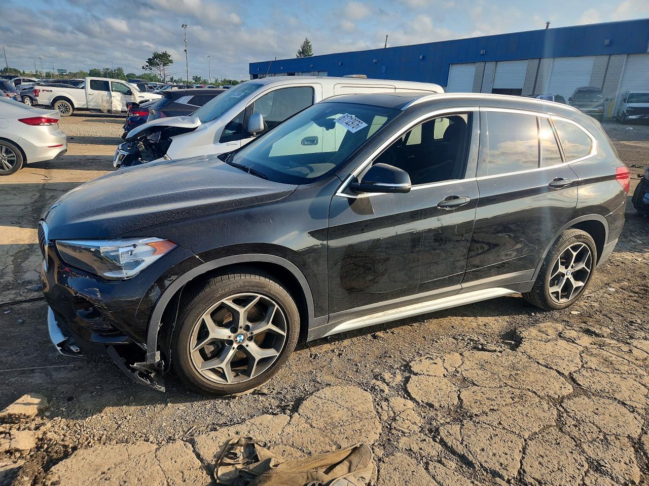 2019 BMW X1 xDrive28I - zdjęcie główne