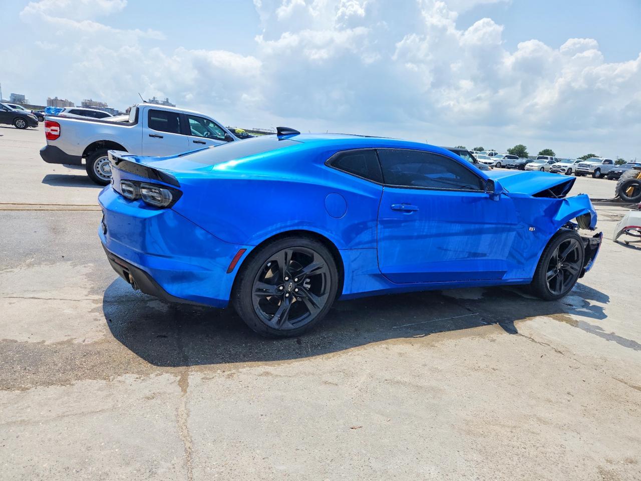 2024 Chevrolet Camaro Lt - zdjęcie 3