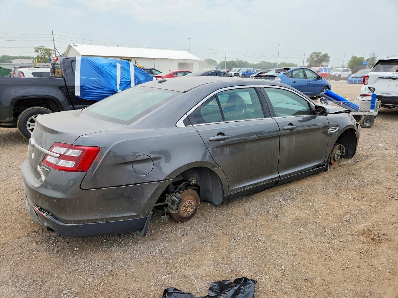 2015 Ford Taurus Limited - zdjęcie 3