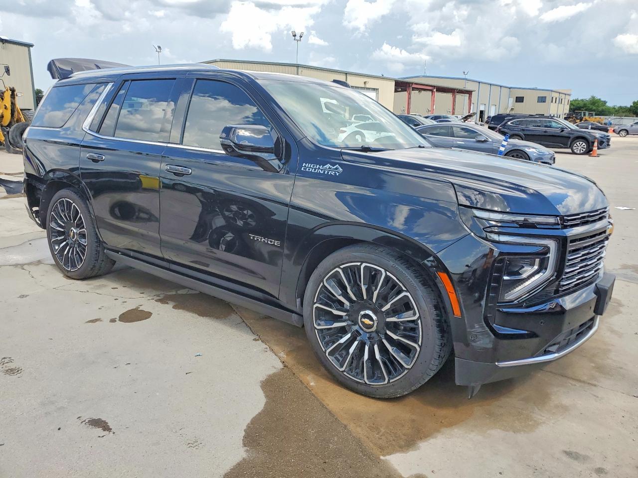 2025 Chevrolet Tahoe K1500 High Country - zdjęcie 4