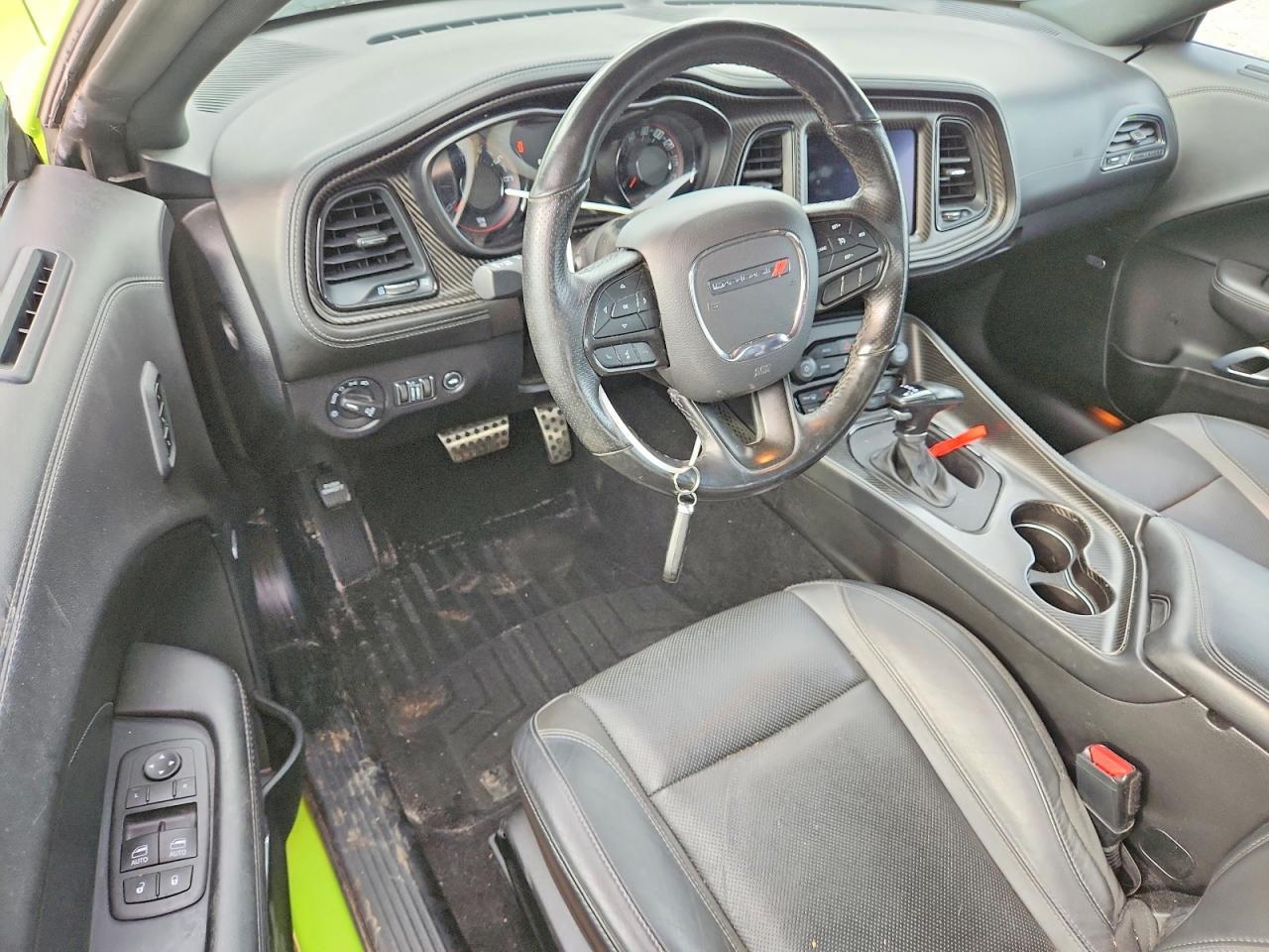 2023 Dodge Challenger Sxt - zdjęcie 8