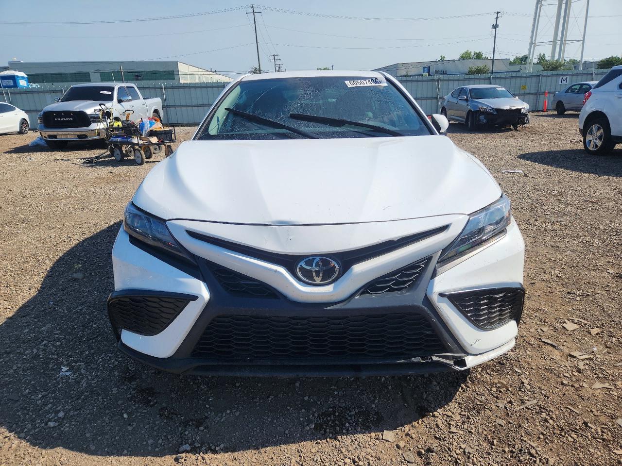 2024 Toyota Camry Se - zdjęcie 5