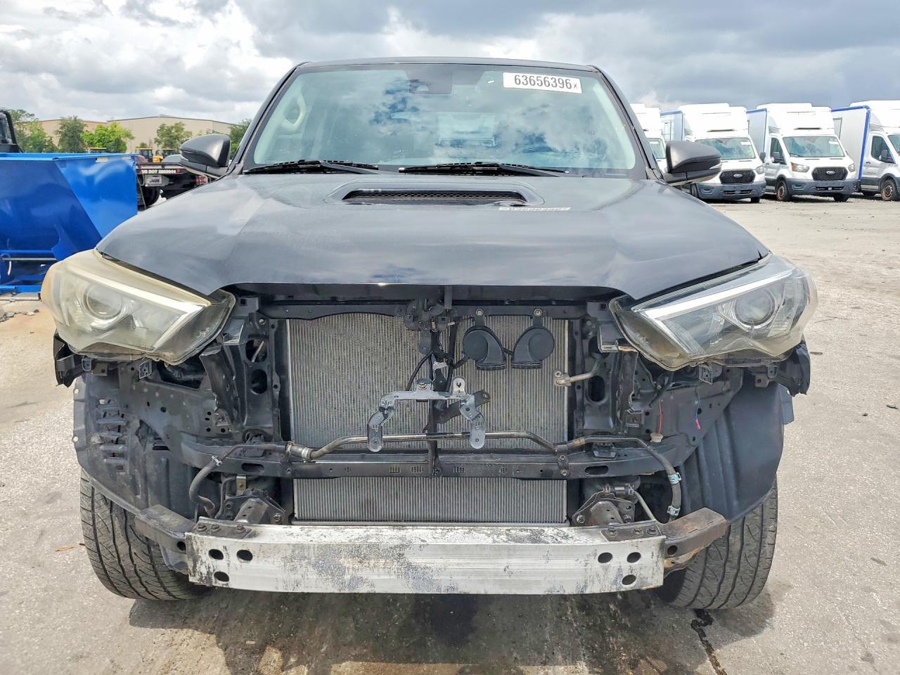 2020 Toyota 4Runner Sr5 - zdjęcie 5