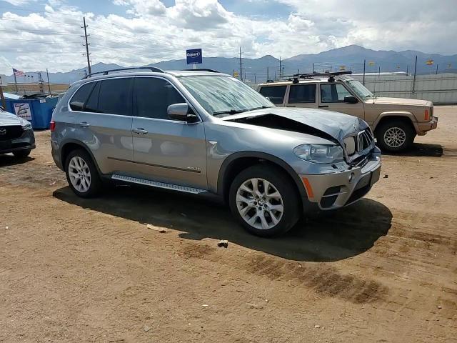 2013 BMW X5 xDrive35I - zdjęcie 14