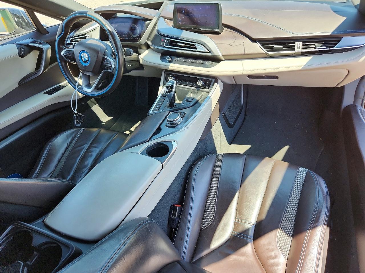 2015 BMW I8 - zdjęcie 8