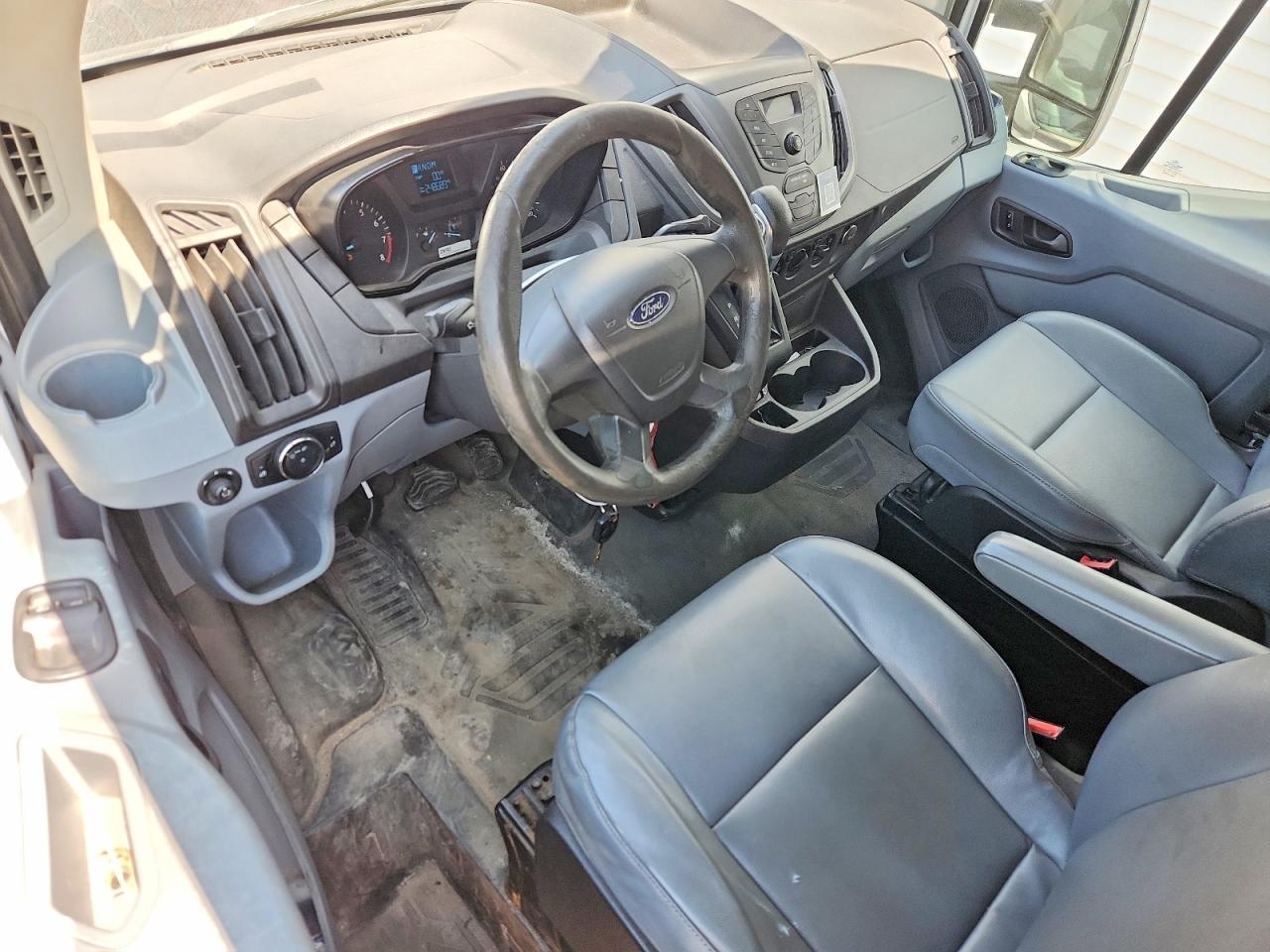 2016 Ford Transit T-150 - zdjęcie 8