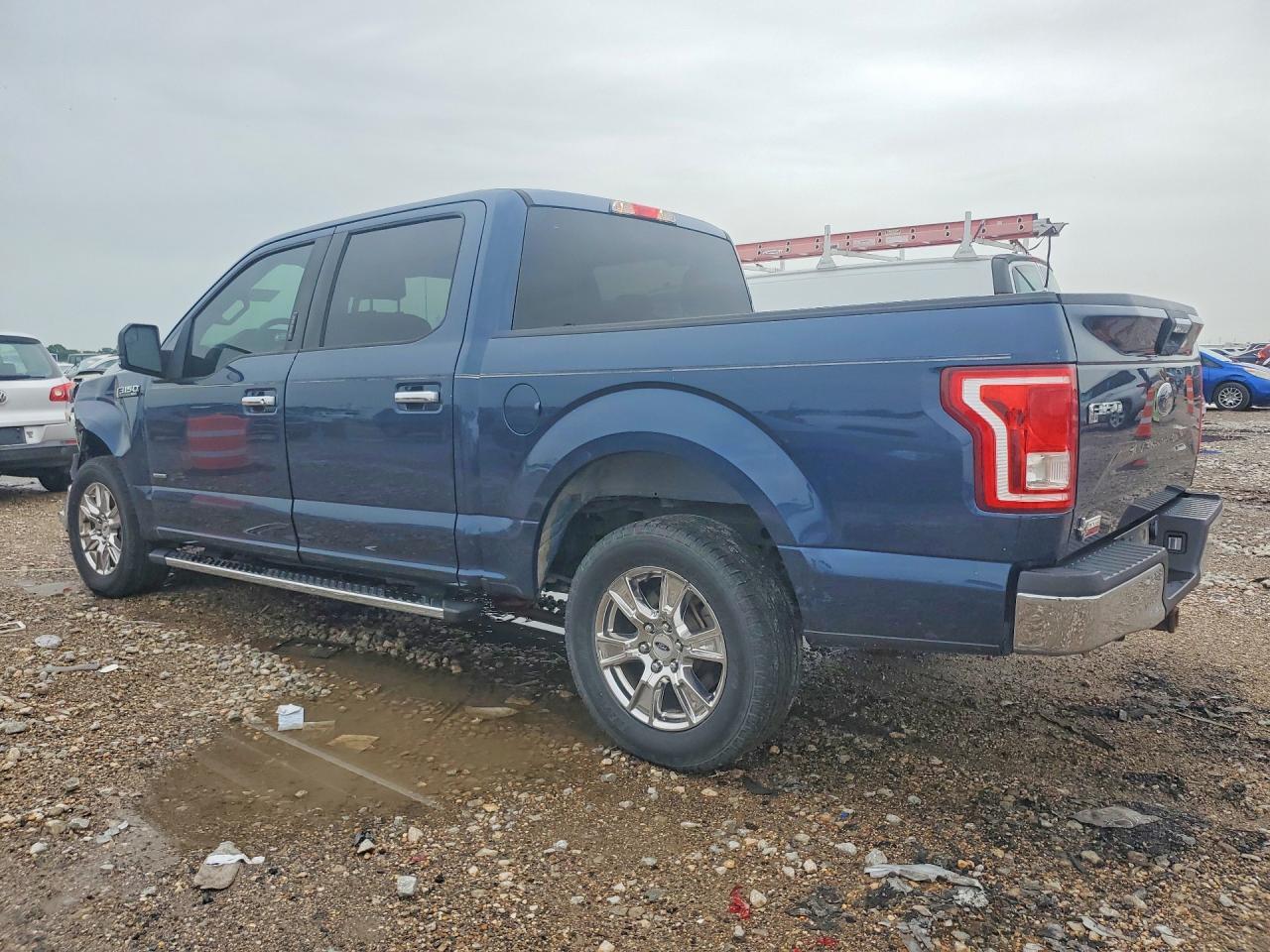 2015 Ford F150 Supercrew - zdjęcie 2