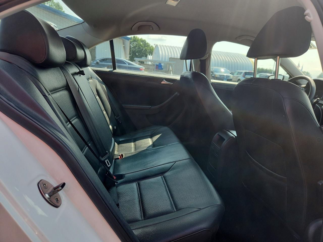 2014 Volkswagen Jetta Se - zdjęcie 10