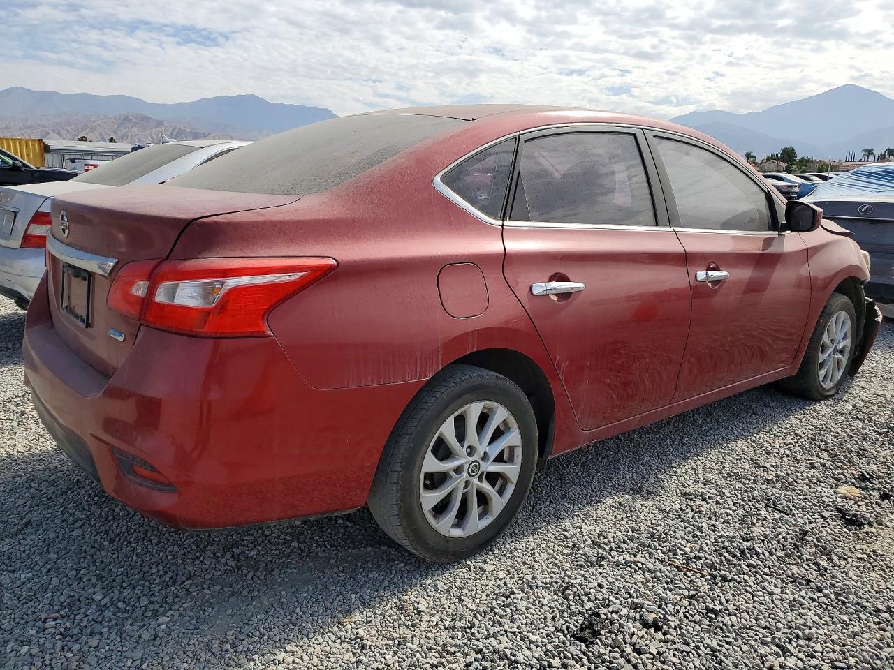 2017 Nissan Sentra - zdjęcie 3