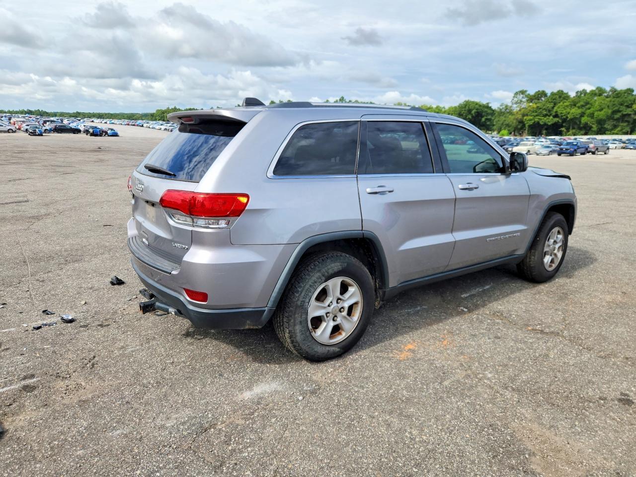 2015 Jeep Grand Cherokee Laredo - zdjęcie 3