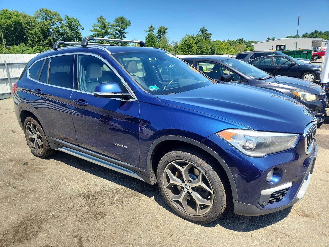 2017 BMW X1 xDrive28I - zdjęcie 4
