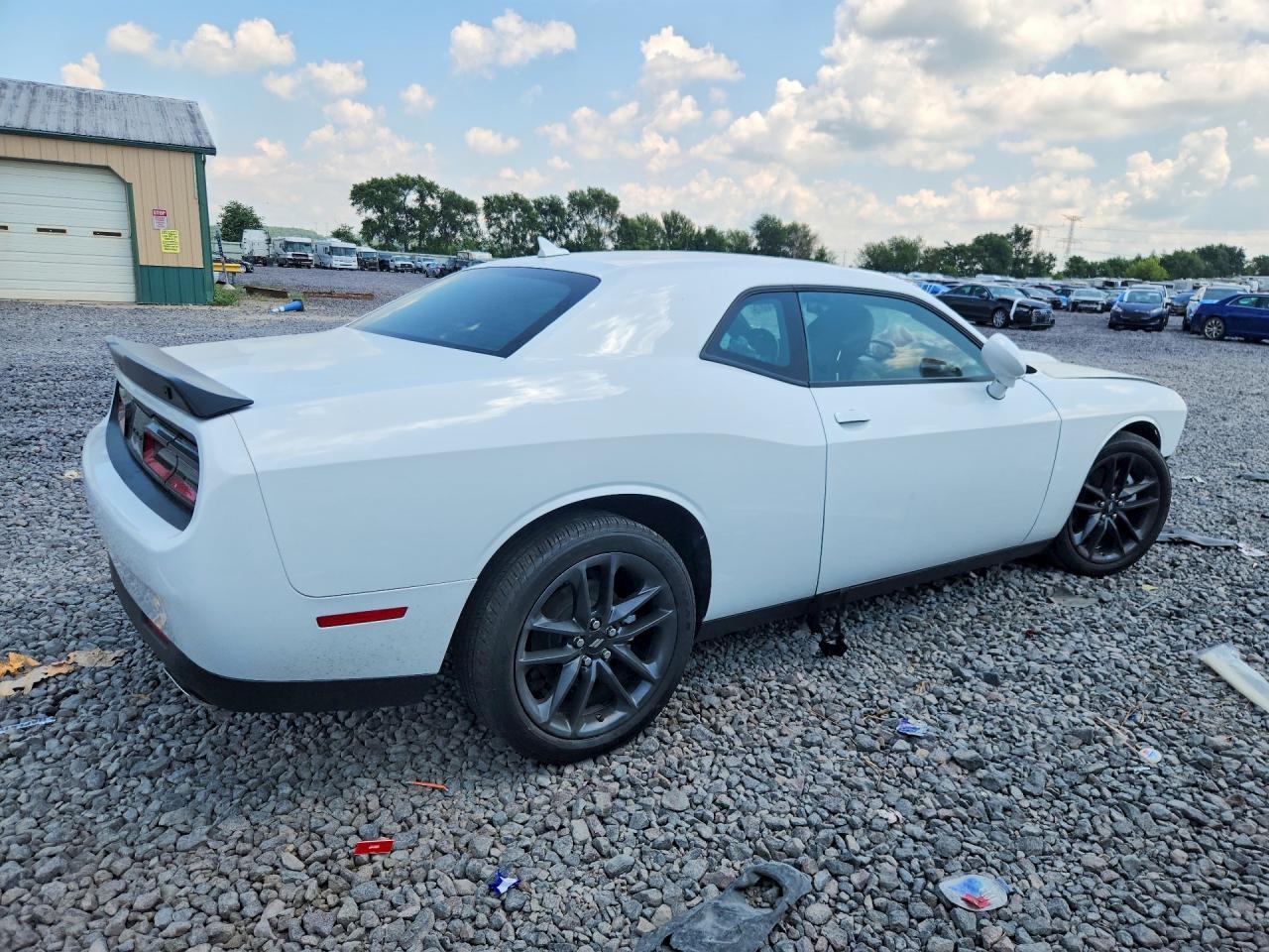 2022 Dodge Challenger Gt - zdjęcie 3