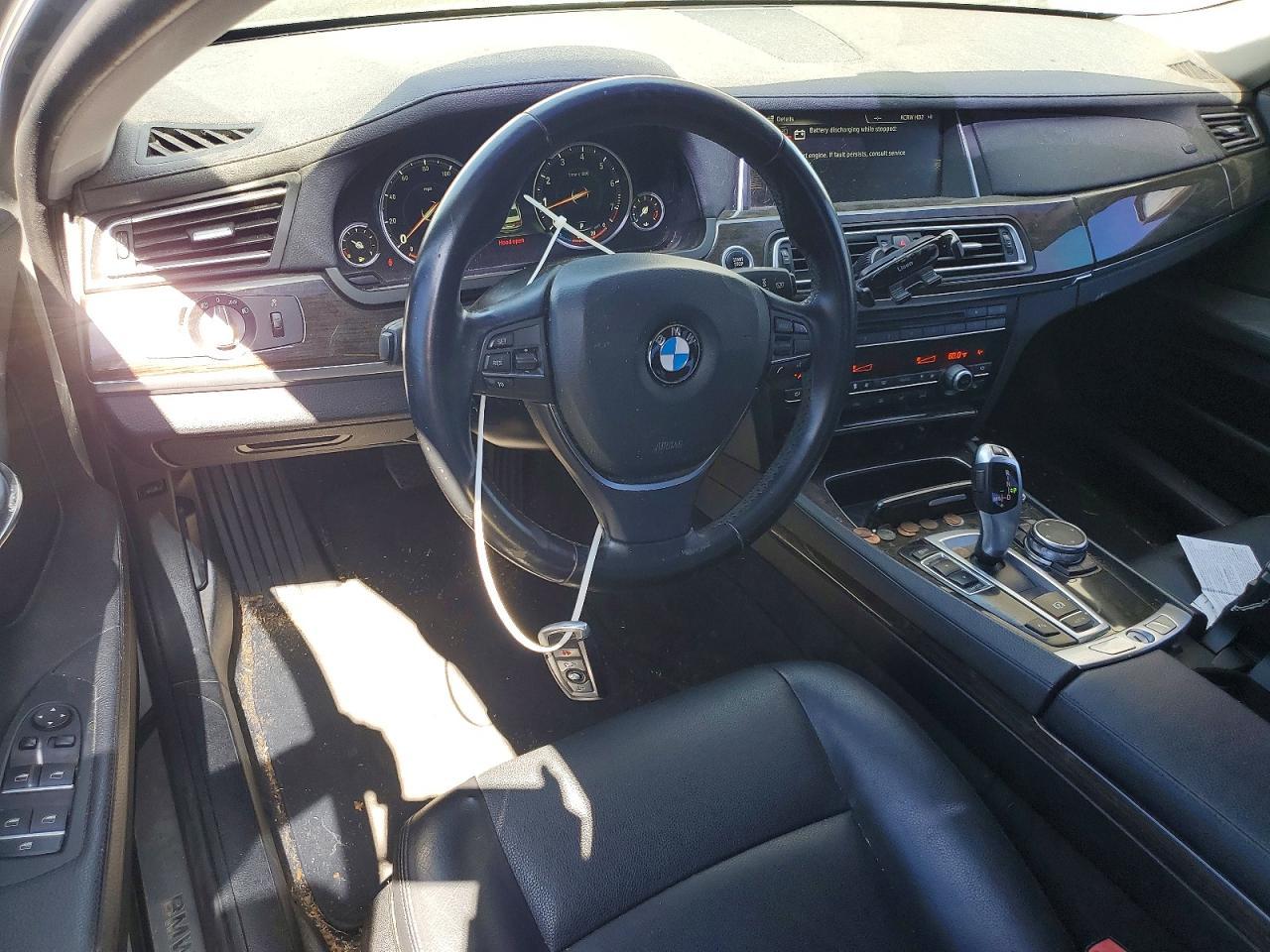 2015 BMW 740 I - zdjęcie 8