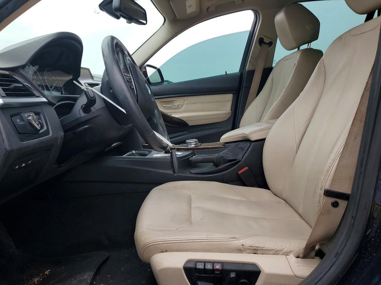 2015 BMW 328 I - zdjęcie 7