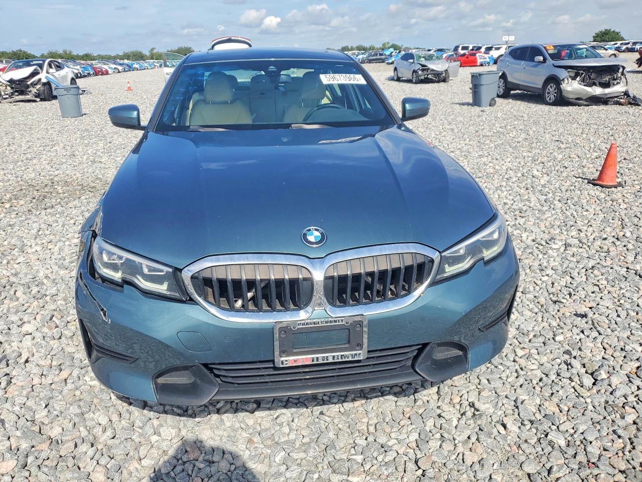 2021 BMW 330I - zdjęcie 5