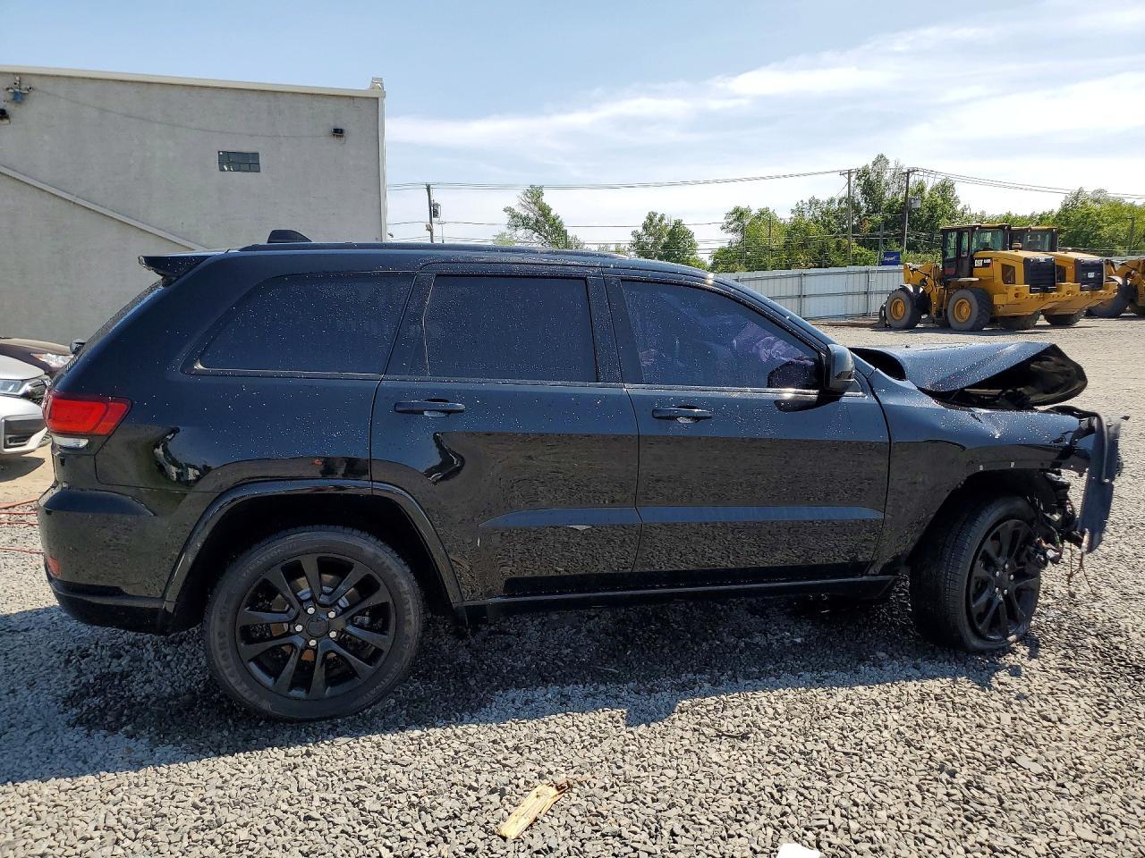 2018 Jeep Grand Cherokee Laredo - zdjęcie 3