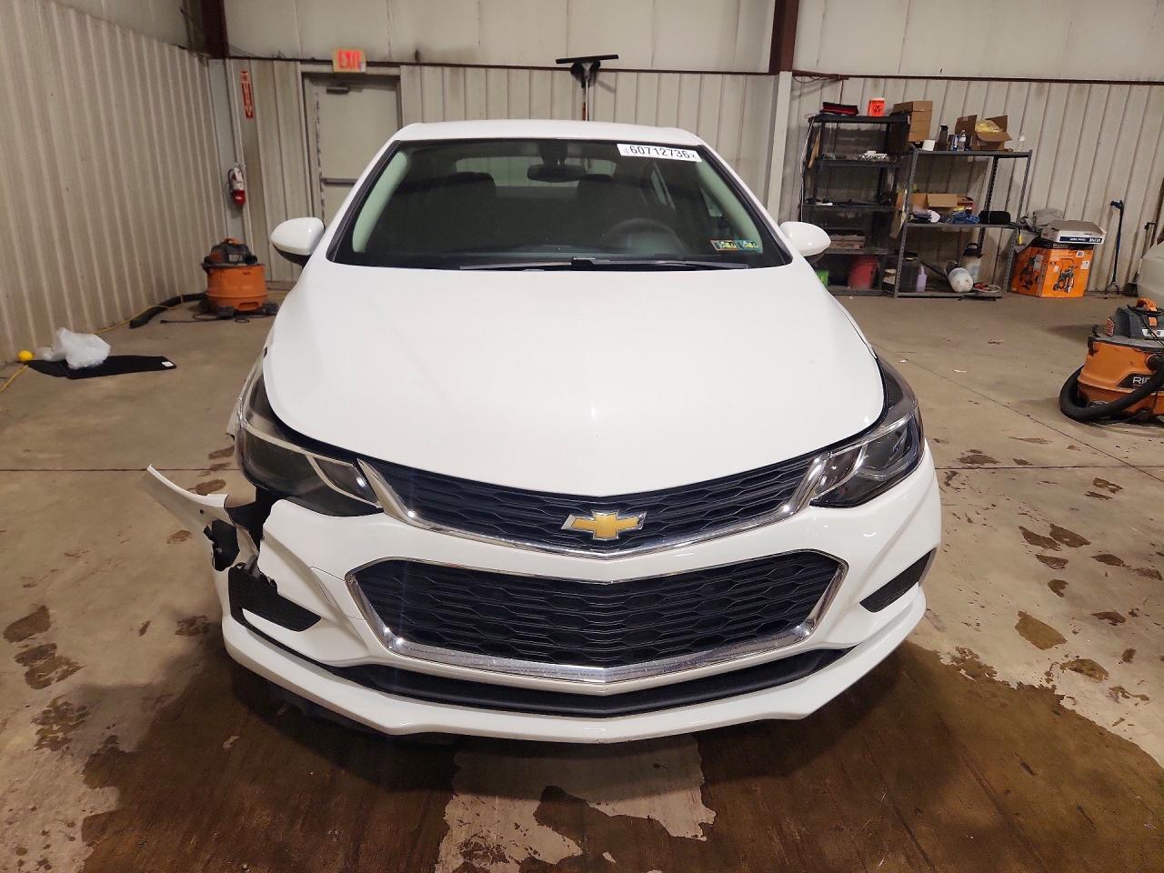 2018 Chevrolet Cruze Lt - zdjęcie 5