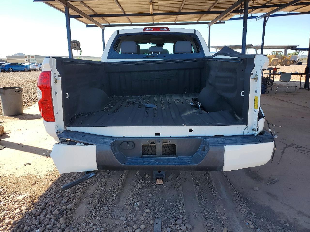2019 Toyota Tundra Sr5 - zdjęcie 6