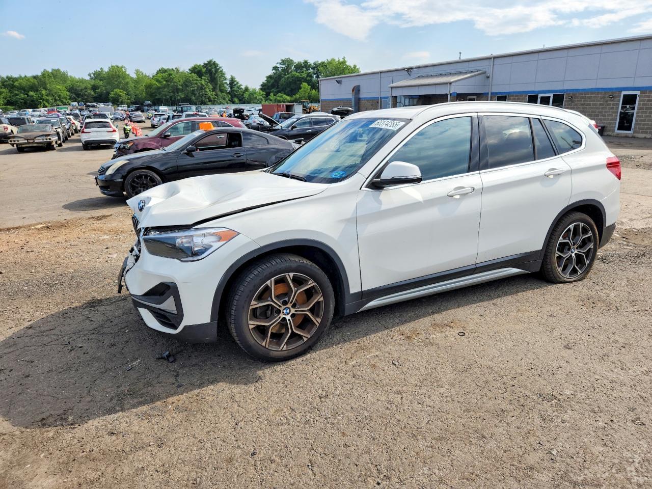 2020 BMW X1 xDrive28I - zdjęcie główne
