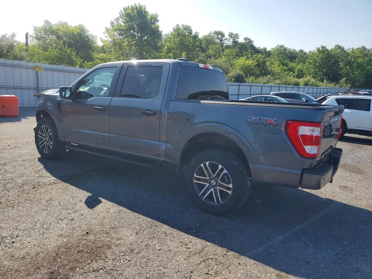 2023 Ford F150 Supercrew - zdjęcie 2