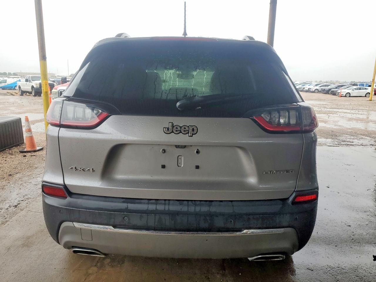2020 Jeep Cherokee Limited - zdjęcie 6