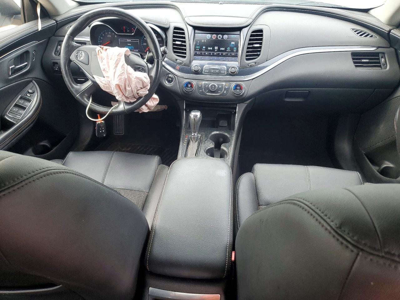 2018 Chevrolet Impala Lt - zdjęcie 8