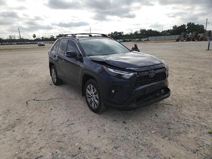 2025 Toyota Rav4 Xle Premium - zdjęcie 14