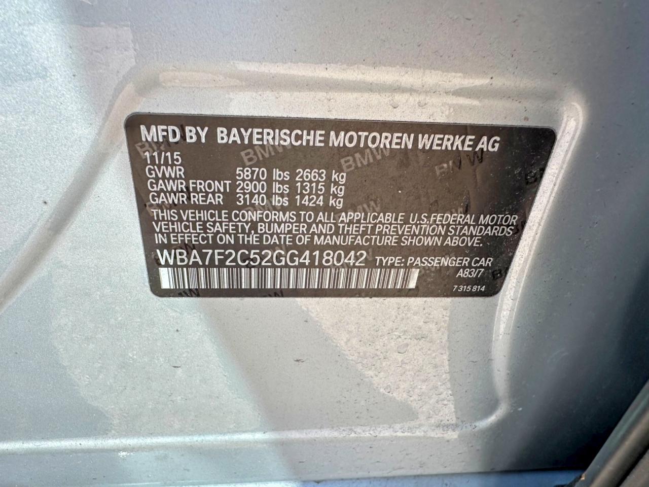 2016 BMW 750 Xi - zdjęcie 10