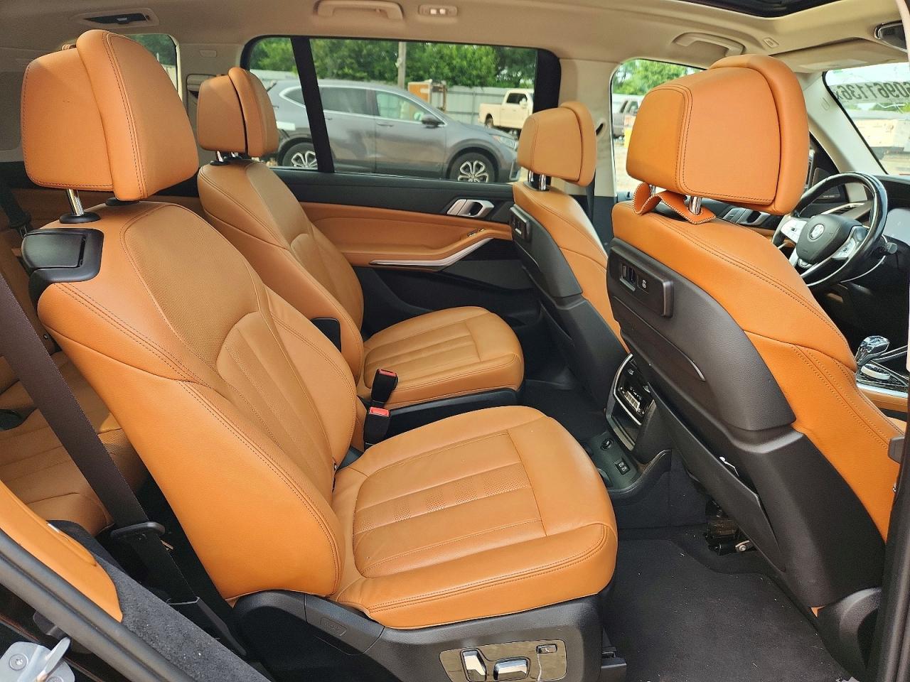 2019 BMW X7 xDrive40I - zdjęcie 11