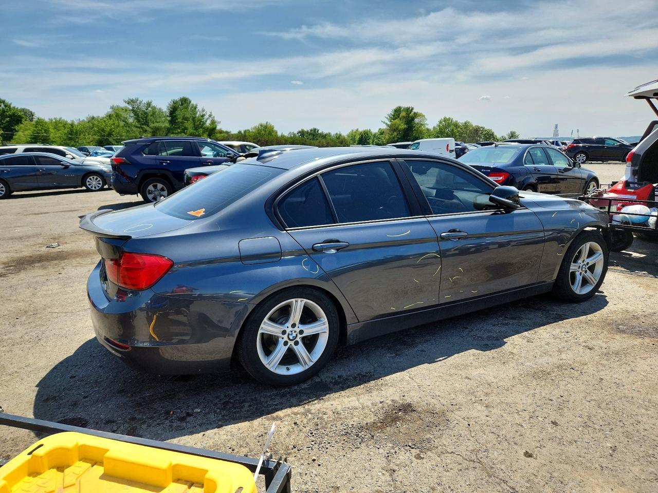 2015 BMW Seria 3 328i - zdjęcie 3
