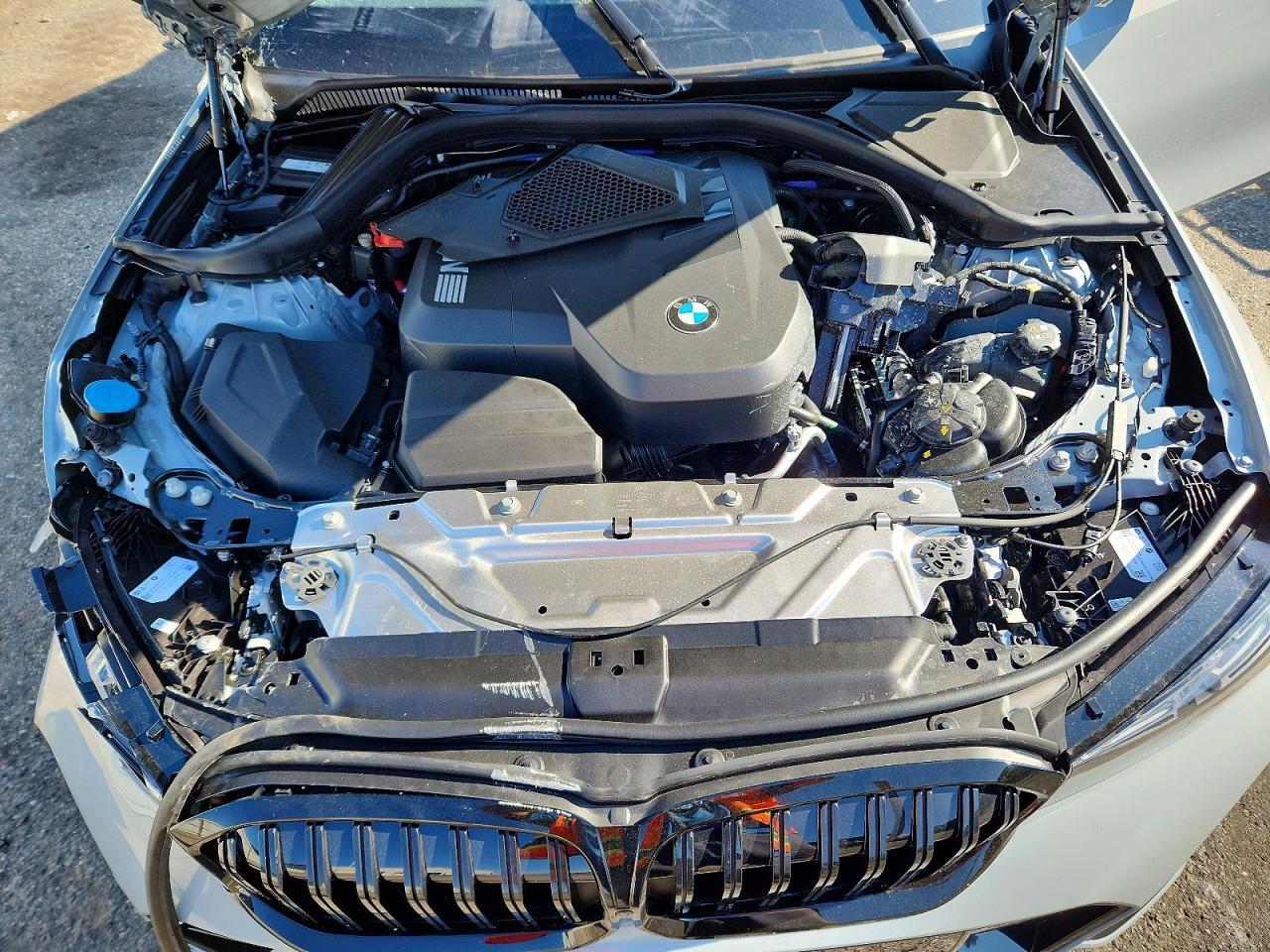2026 BMW 330I - zdjęcie 11