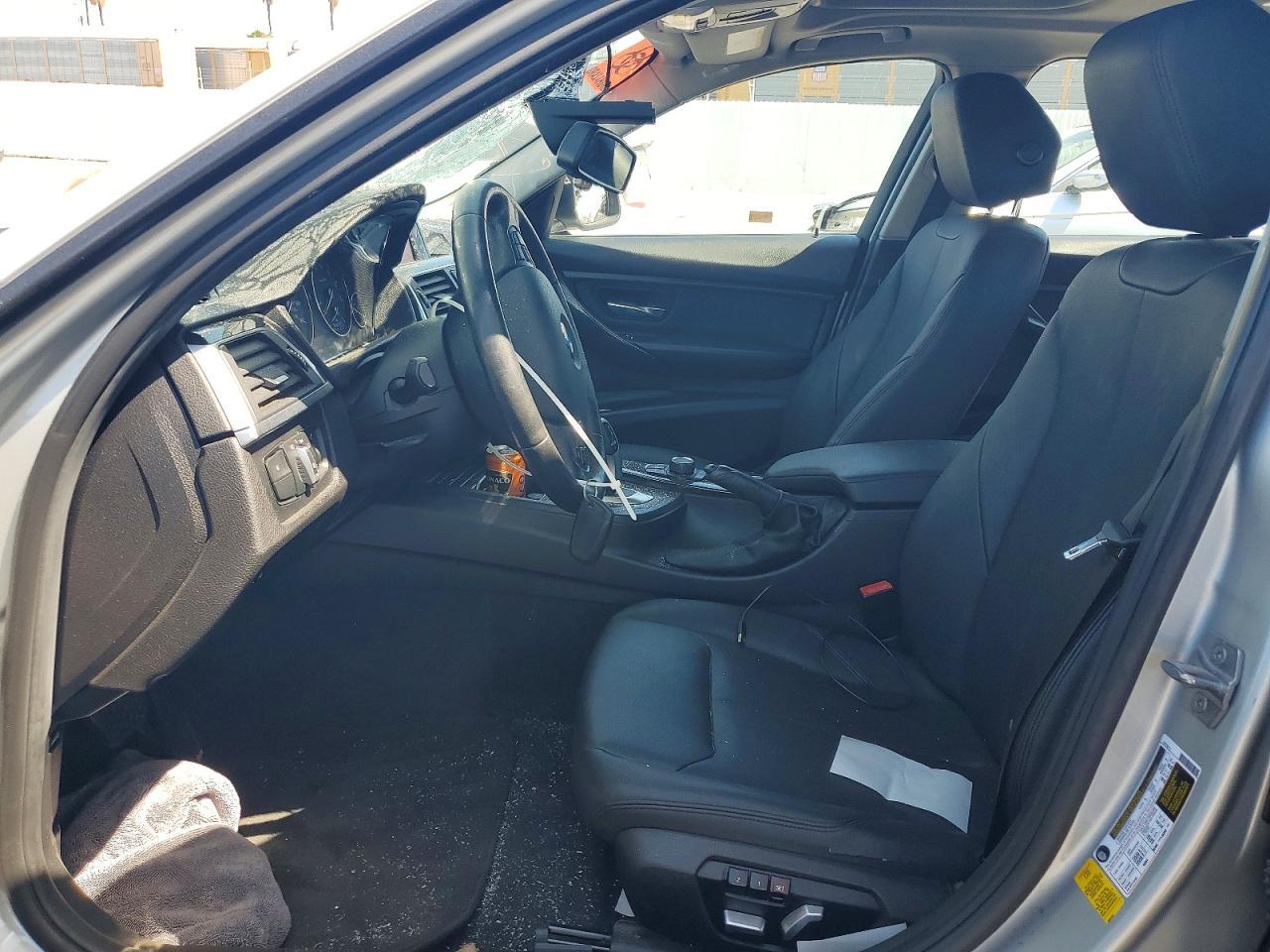 2018 BMW 320 I - zdjęcie 7
