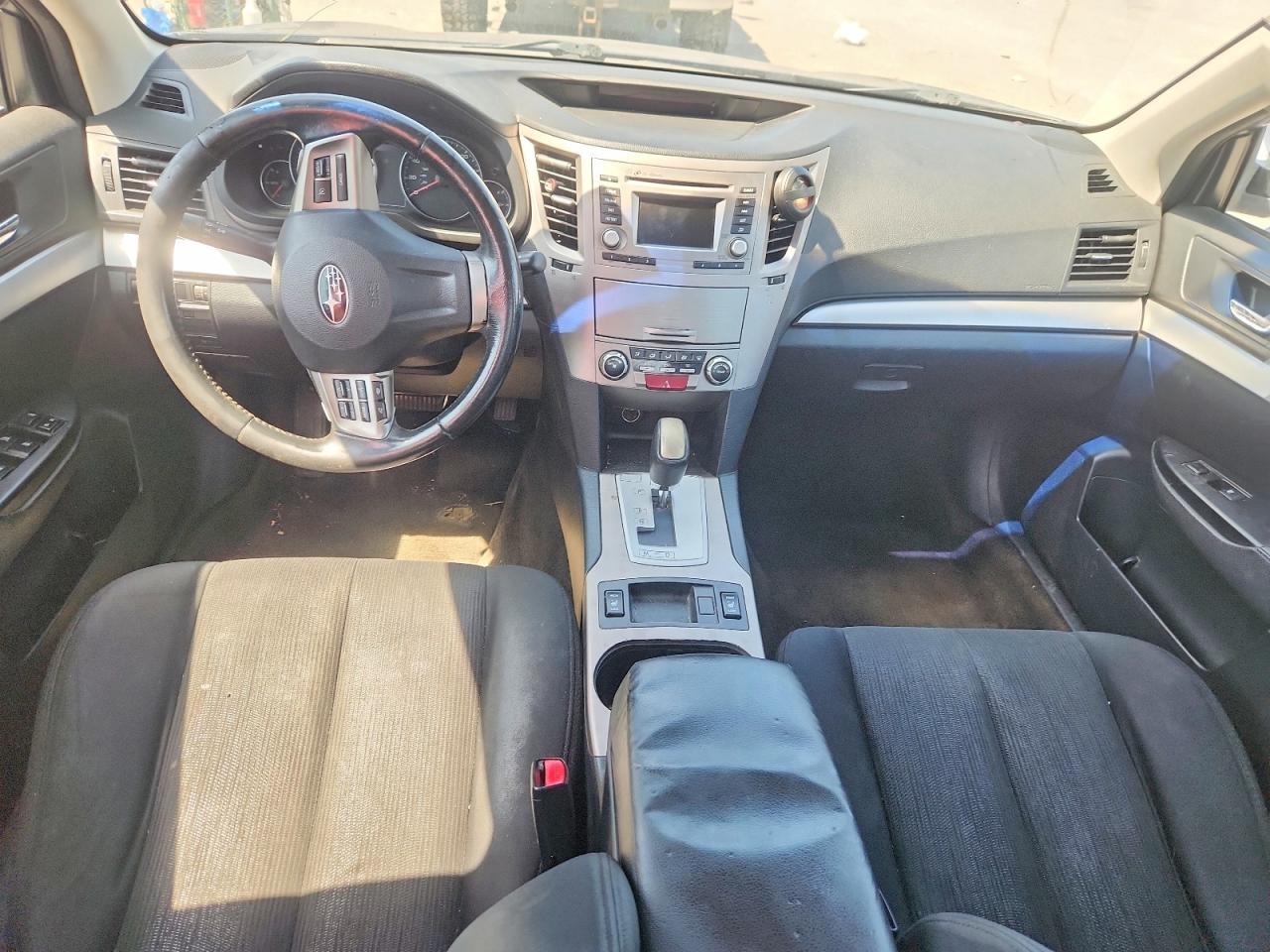 2014 Subaru Legacy 2.5I Premium - zdjęcie 8