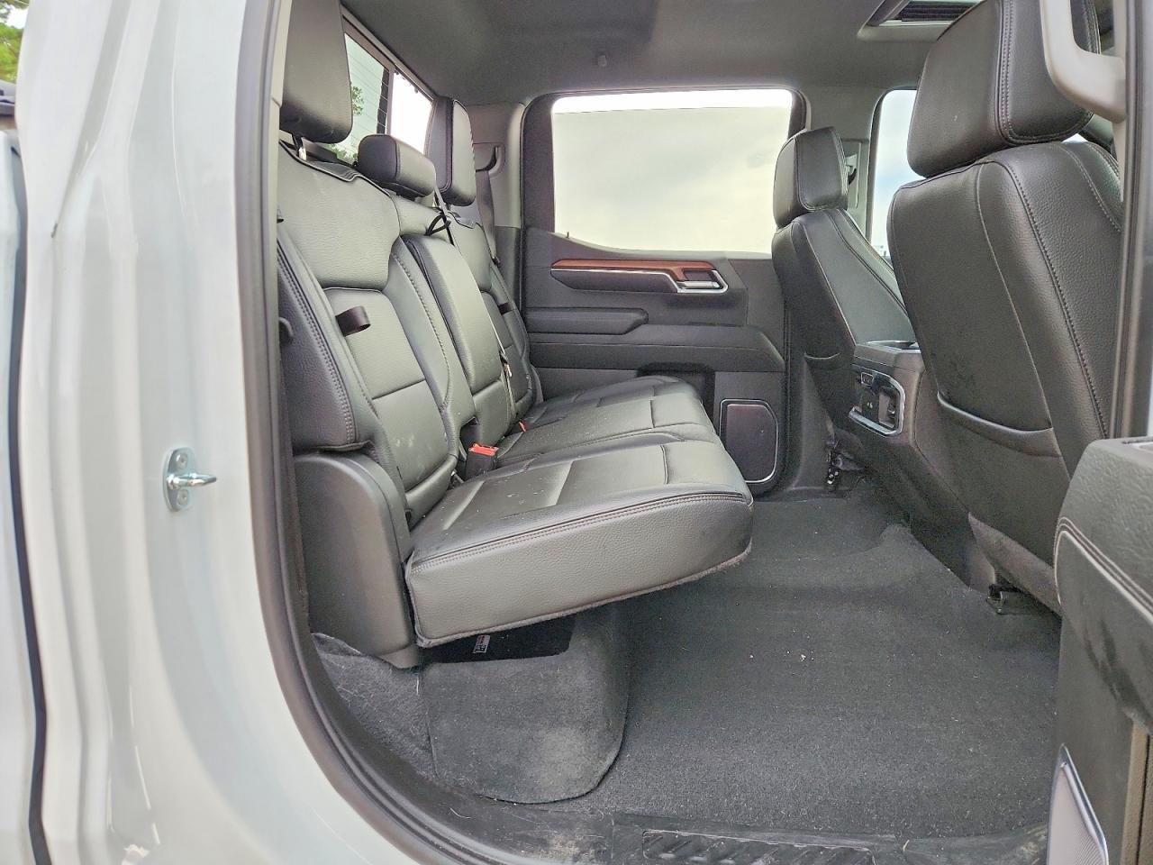 2023 GMC Sierra K1500 Denali - zdjęcie 10
