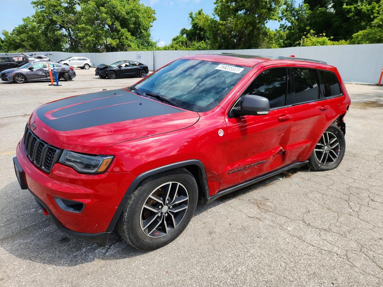 2018 Jeep Grand Cherokee Trailhawk - zdjęcie główne
