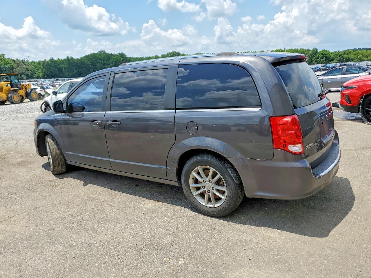 2020 Dodge Grand Caravan Sxt - zdjęcie 2