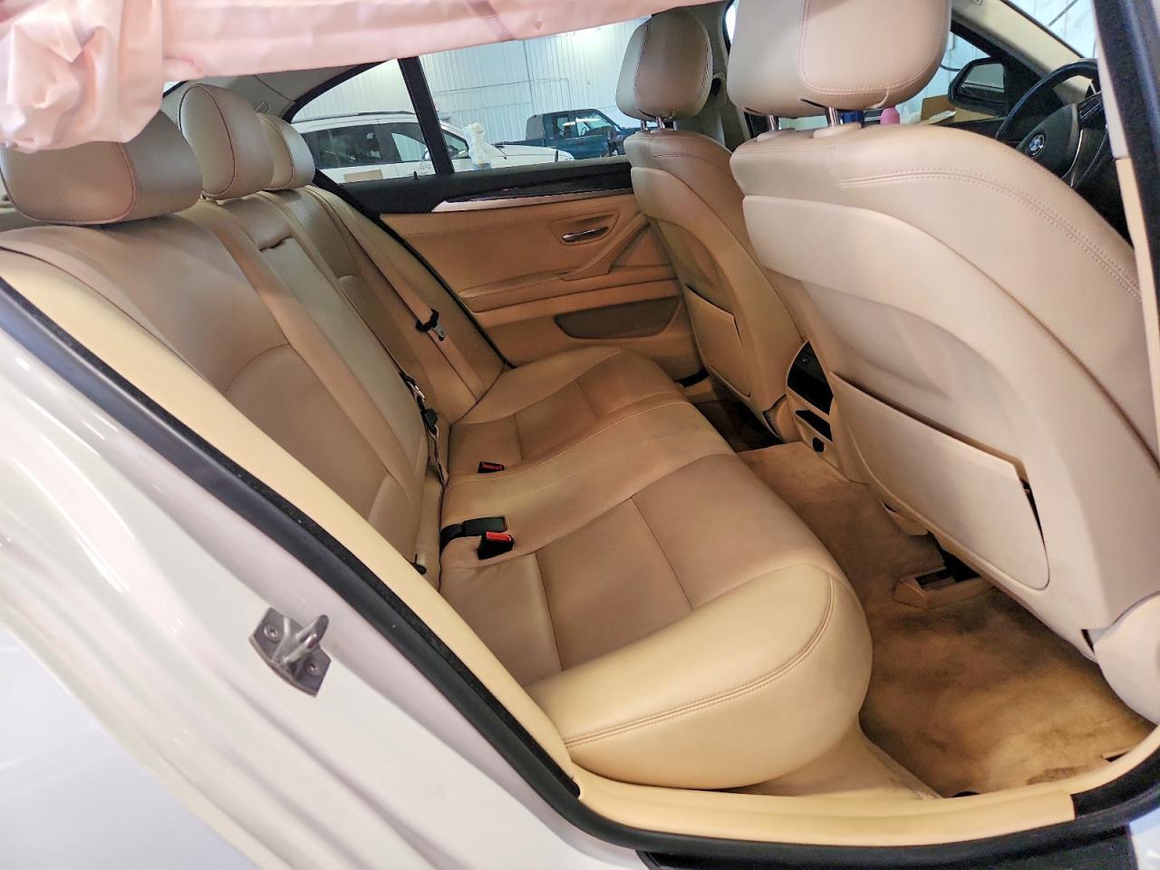 2015 BMW 528 Xi - zdjęcie 10