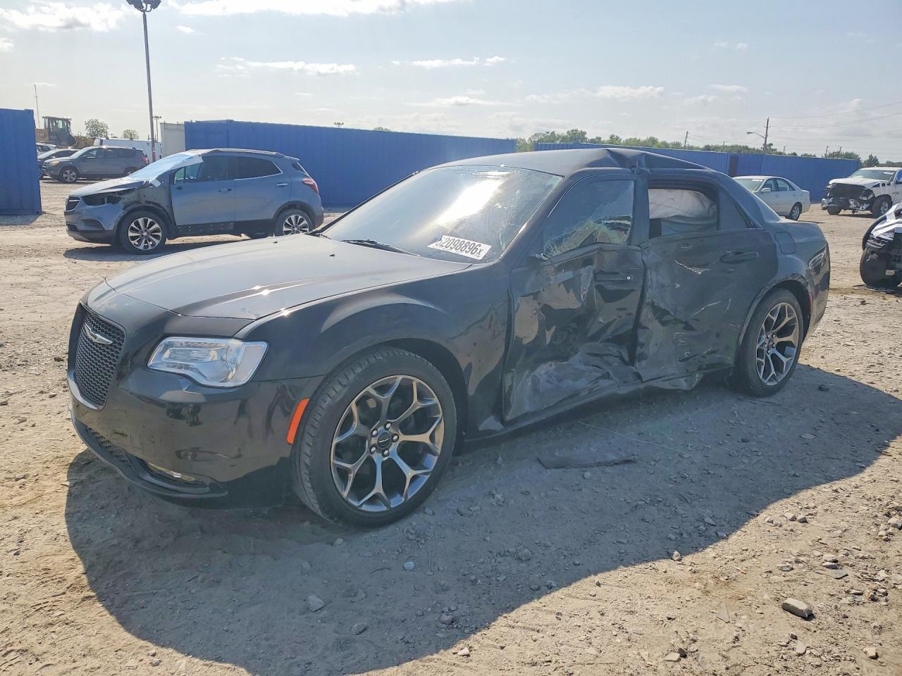 2018 Chrysler 300 Touring - zdjęcie główne