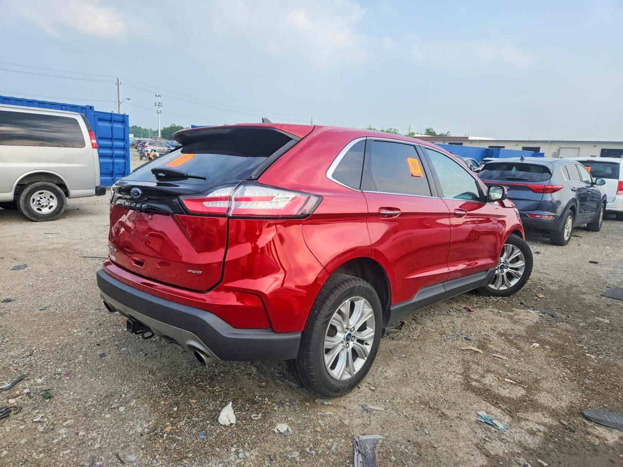 2021 Ford Edge Titanium - zdjęcie 3