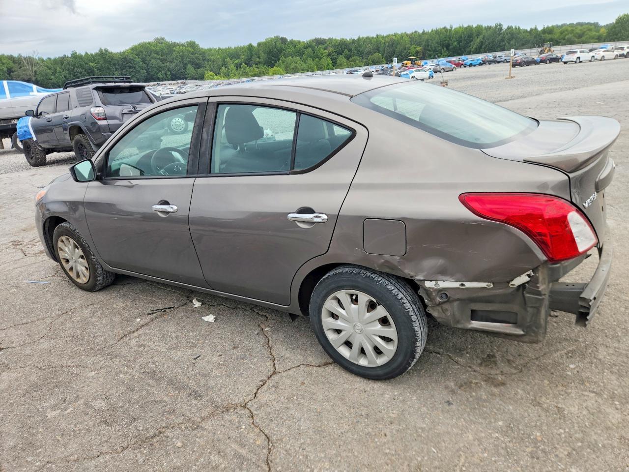 2017 Nissan Versa 1.6 Sv - zdjęcie 2