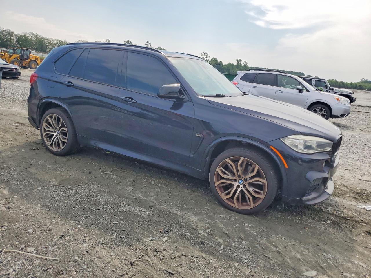 2015 BMW X5 xDrive50I - zdjęcie 4